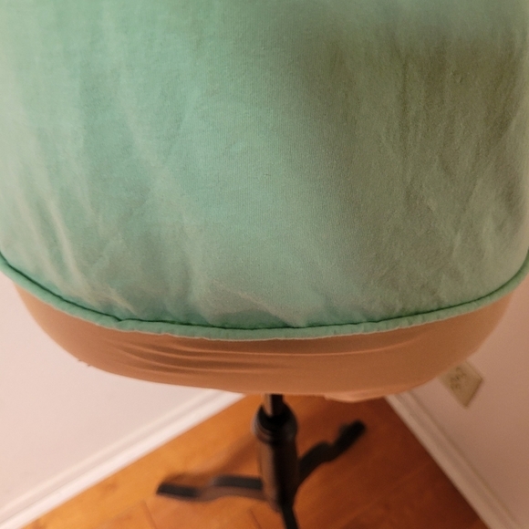 Dutch Bros Green Tank - Picture 4 of 7